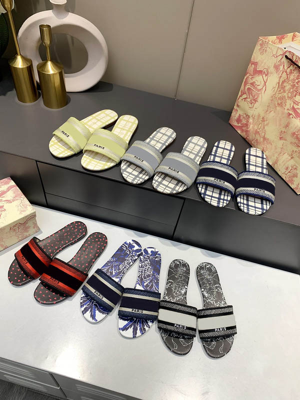 Top Women Dways Slide slippers French Blue Check'n' Embroidered Cotton Casual sandals Designer Luxury Fashion Ladies Beach Flat Flip Flops, Clear
Top Women Dways Slide slippers French Blue Check'n' Embroidered Cotton Casual sandals Designer Luxury Fashion Ladies Beach Flat Flip Flops, Clear