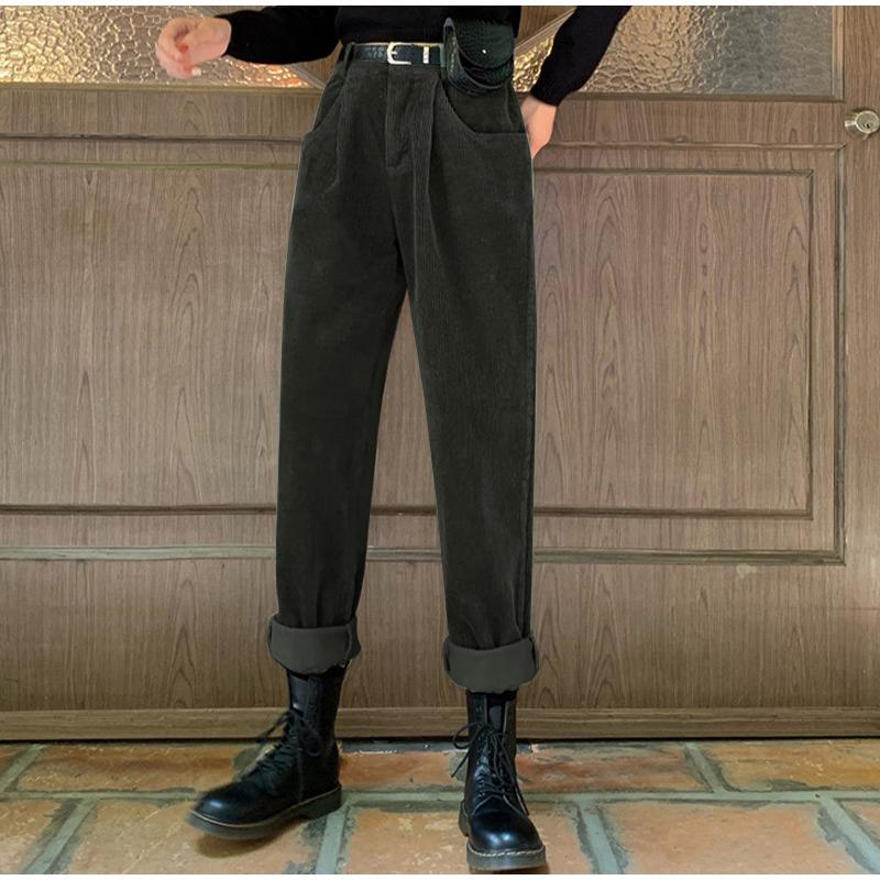 Women' Pants & Capris Women High Waist Corduroy Vintage Wide Leg Trousers Female Casual Loose Oversize Streetwear Woman 2022 Fashion, Green
Women' Pants & Capris Women High Waist Corduroy Vintage Wide Leg Trousers Female Casual Loose Oversize Streetwear Woman 2022 Fashion, Green