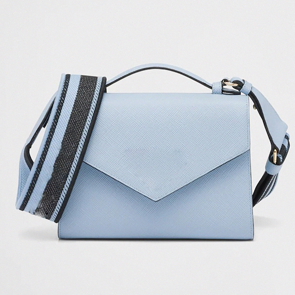 Monochrome Saffiano and leather bag shoulder crossbody messenger designers bag women handbags composite ladies wallet purse embroidered logo shoulder, Customize
Monochrome Saffiano and leather bag shoulder crossbody messenger designers bag women handbags composite ladies wallet purse embroidered logo shoulder, Customize