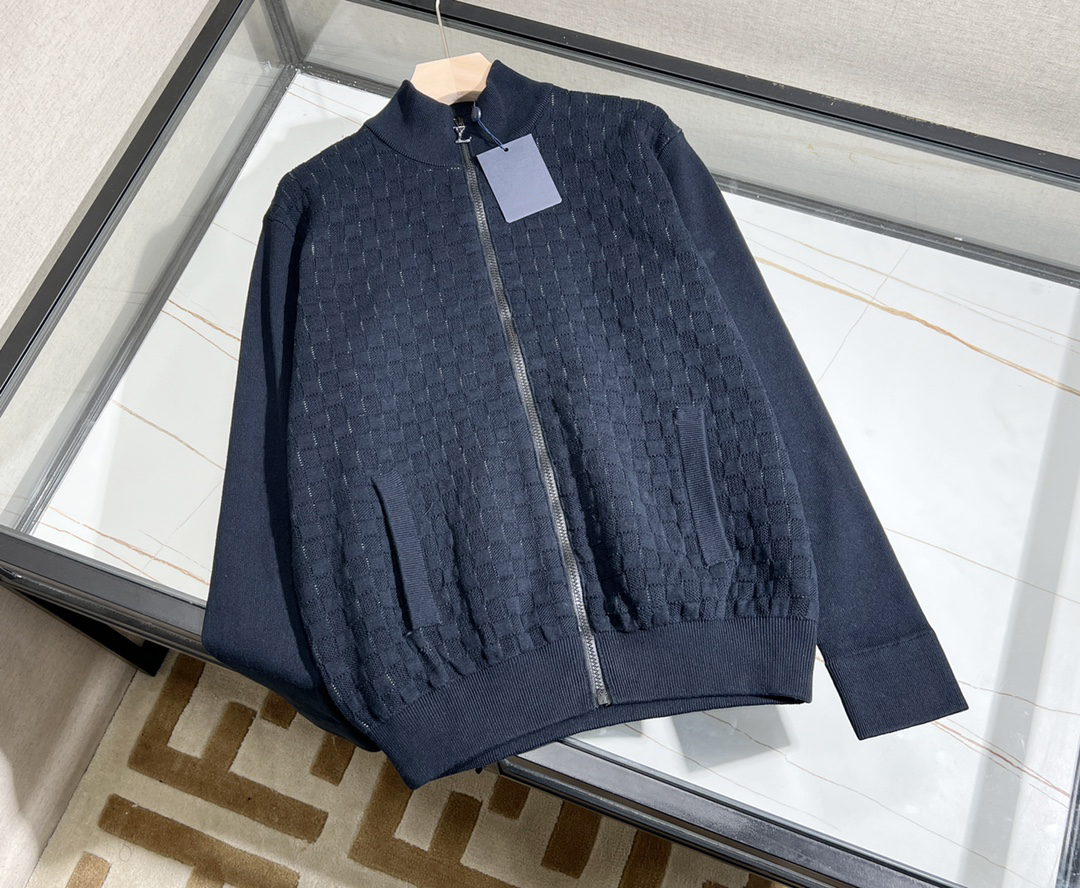Spring and autumn new mens wear brand designer knitted jacket ~ US size high-quality wool coat fashion check Jacquard Design Men luxury blue zip jacket
Spring and autumn new mens wear brand designer knitted jacket ~ US size high-quality wool coat fashion check Jacquard Design Men luxury blue zip jacket