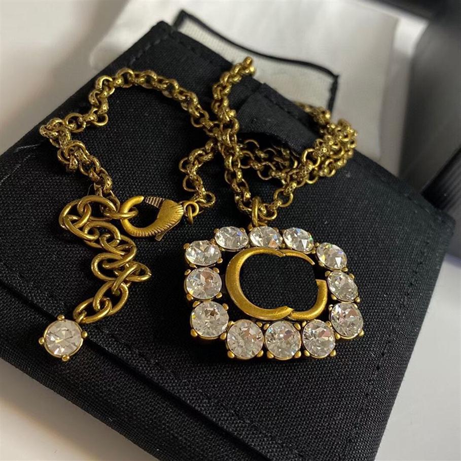 Designer Luxury Pendant Necklaces Bracelet Fashion for Man Woman Gold Chain Link Necklace Bracelets For Women Party Wedding Jewelr2872 
Designer Luxury Pendant Necklaces Bracelet Fashion for Man Woman Gold Chain Link Necklace Bracelets For Women Party Wedding Jewelr2872