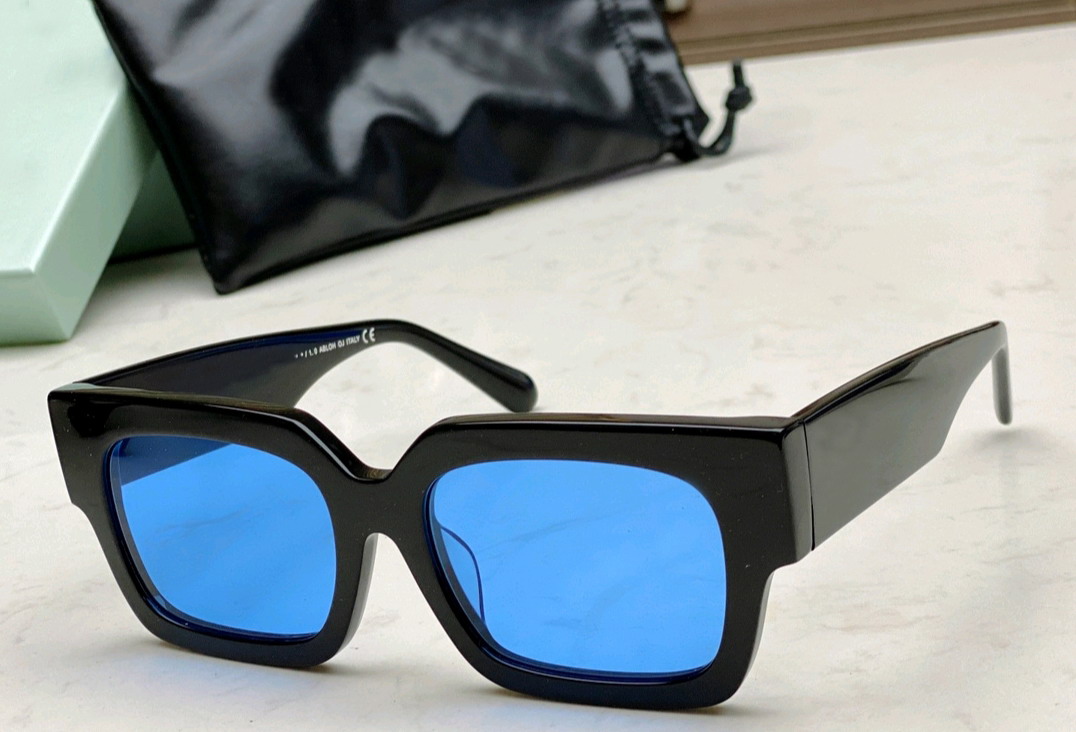 Shiny Black Blue Square Sunglasses Hip hop Glasses Men Sunmmer Glasses Occhiali da sole UV400 Protection Eyewear Accessories with box
Shiny Black Blue Square Sunglasses Hip hop Glasses Men Sunmmer Glasses Occhiali da sole UV400 Protection Eyewear Accessories with box