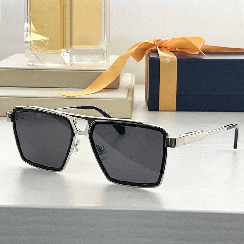 Mens Sunglasses Z1585U Fashion Classic Square Eyewear Casual Business Style Silver Frame Black Lenses Mens Glasses Driving Outdoor UV400 Protection With Box
Mens Sunglasses Z1585U Fashion Classic Square Eyewear Casual Business Style Silver Frame Black Lenses Mens Glasses Driving Outdoor UV400 Protection With Box