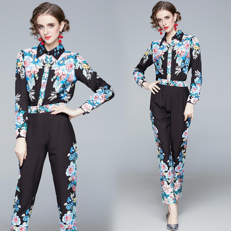 Women' Two Piece Pants Luxury Designer Women Print Sets 2022 Runway Shirts Trousers Spring Autumn Set Office Lady Retro Floral SuitsWomen, As pic
Women' Two Piece Pants Luxury Designer Women Print Sets 2022 Runway Shirts Trousers Spring Autumn Set Office Lady Retro Floral SuitsWomen, As pic