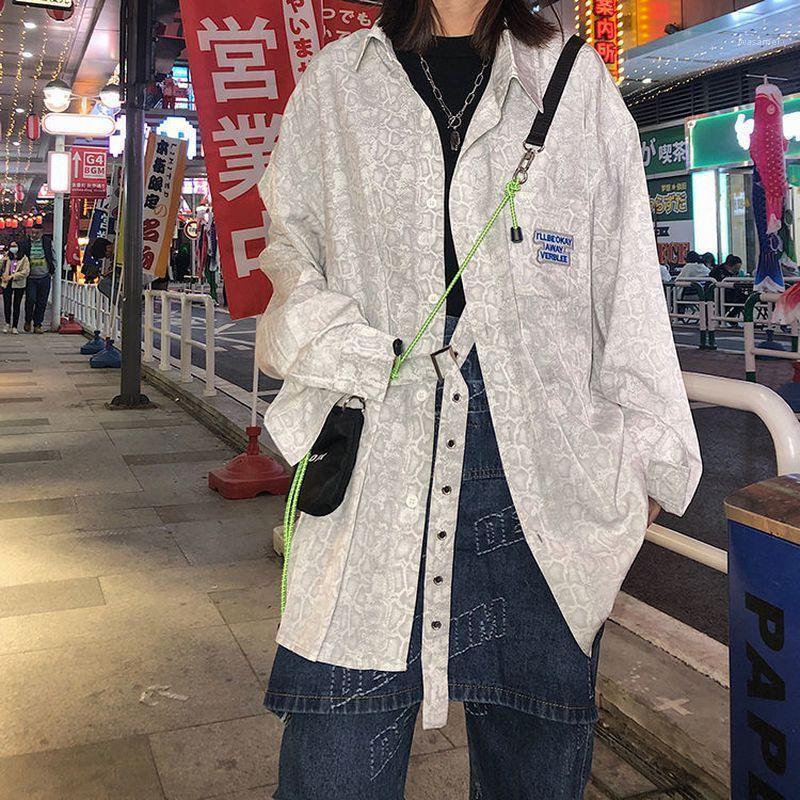 Men' Casual Shirts Retro Snakeskin Pattern Shirt For Women Loose Trend 2022 Early Spring Aesthetic Hong Kong Niche Unisex Long-sleeved, Photo
Men' Casual Shirts Retro Snakeskin Pattern Shirt For Women Loose Trend 2022 Early Spring Aesthetic Hong Kong Niche Unisex Long-sleeved, Photo