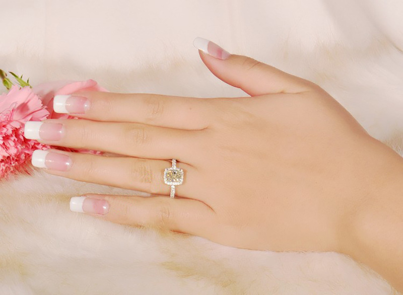 18K Au750 White Gold Women Ring Diamonds 1 2 3 4 5 Carat Cushion Elegant Wedding Party Engagement Anniversary Ring 220816