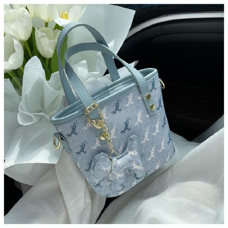 Shoulder Bags Niche Female 2022 Tide Fashion Print Bag Ins Large Capacity HandbagShoulder, Pink
Shoulder Bags Niche Female 2022 Tide Fashion Print Bag Ins Large Capacity HandbagShoulder, Pink