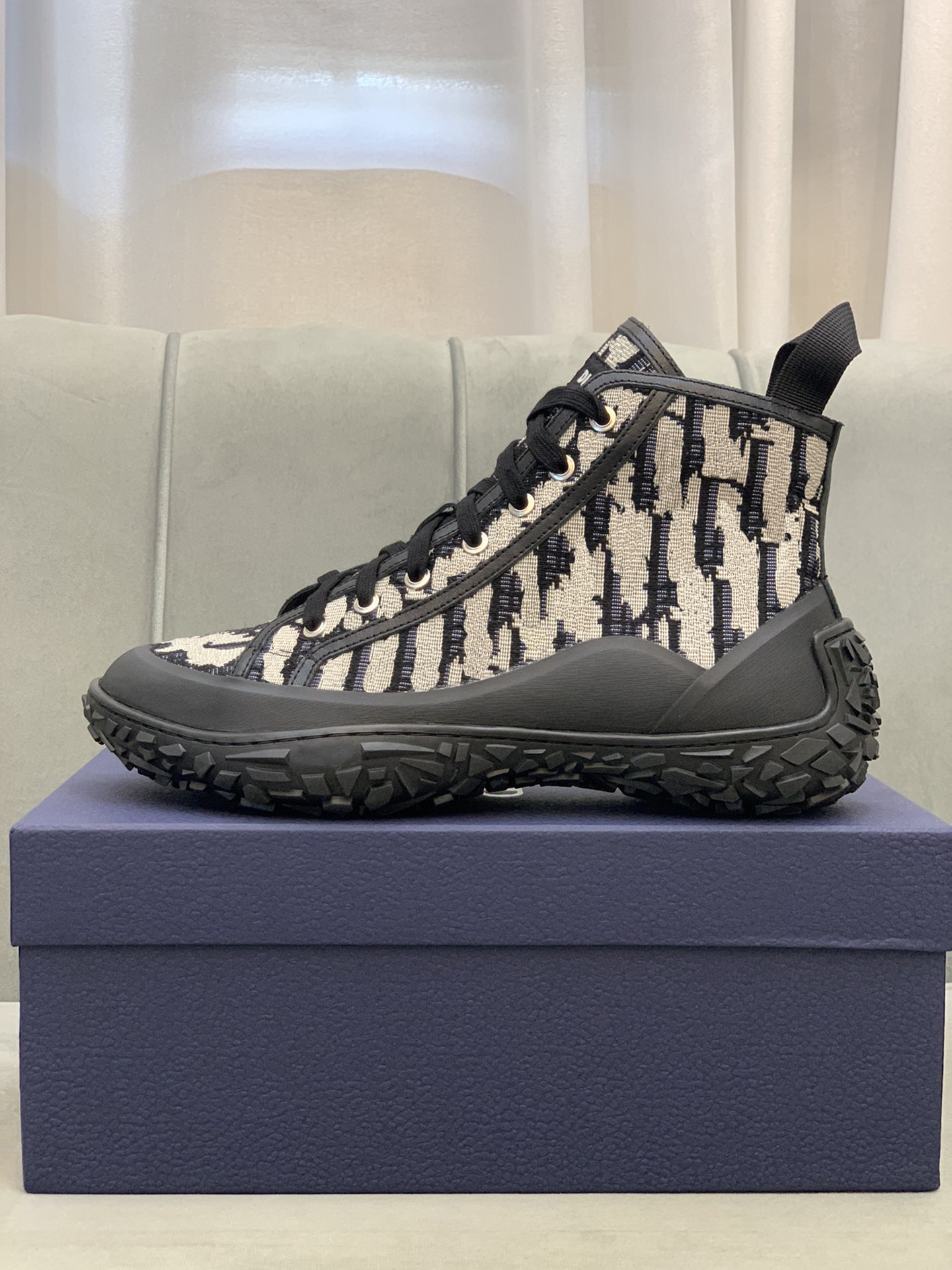 ANKLE BOOTS Paris Dies Shoes B28 High Designer Mens Sneakers 21ss Oblique Jacquard Italy Lace -Up Platform B28 Low Top Printing Technical Canvas Mc, 2#
ANKLE BOOTS Paris Dies Shoes B28 High Designer Mens Sneakers 21ss Oblique Jacquard Italy Lace -Up Platform B28 Low Top Printing Technical Canvas Mc, 2#