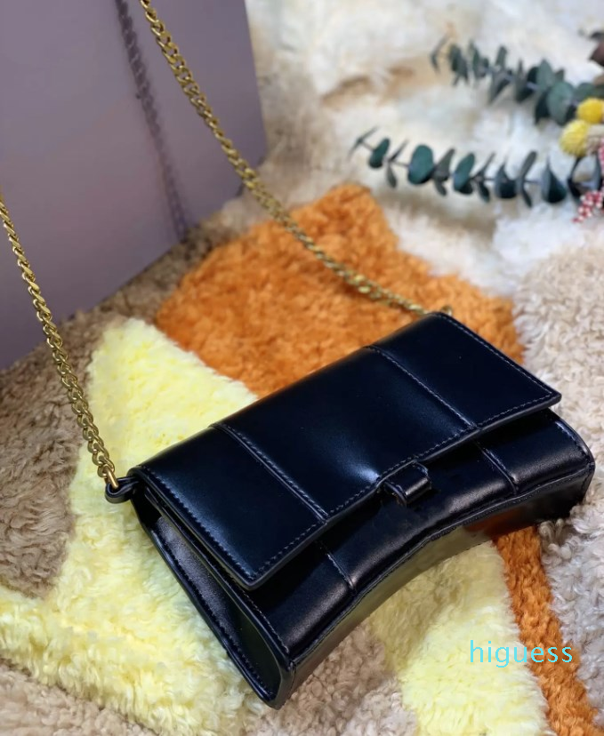 2022-Fashion womens bags high-end shoulder bag crocodile pattern design metal link shoulder strap high quality purse, Gold logo+crocodile pattern
2022-Fashion womens bags high-end shoulder bag crocodile pattern design metal link shoulder strap high quality purse, Gold logo+crocodile pattern
