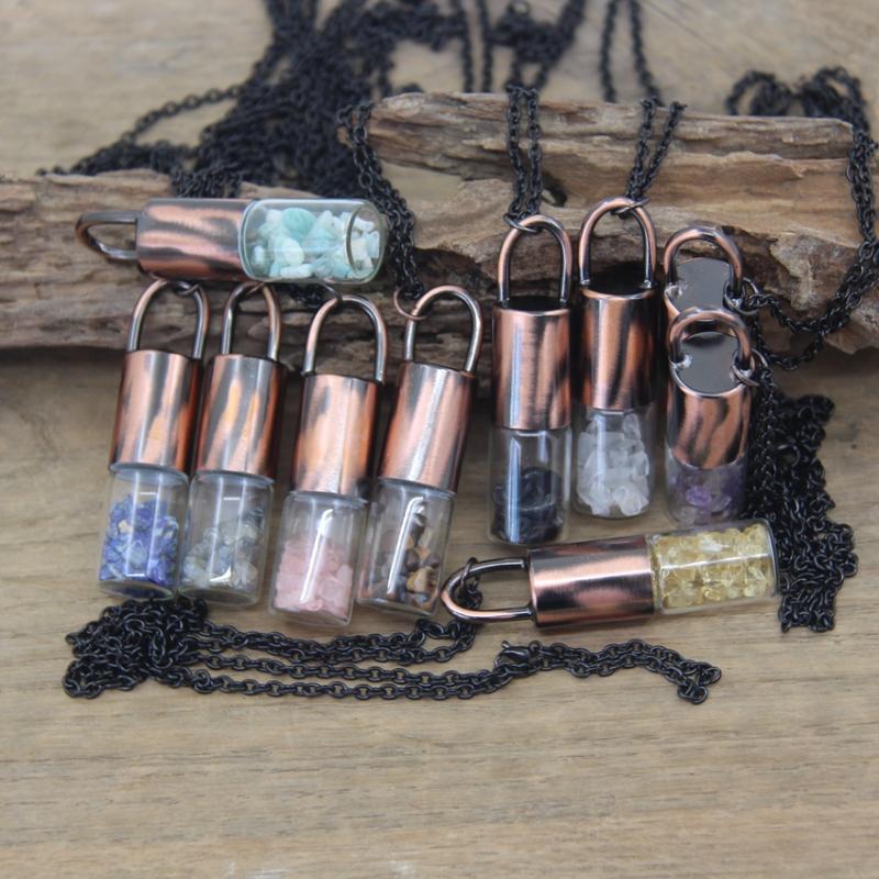 Pendant Necklaces Essential Oil Roller Vial Necklace Antique Copper Gems Crystal Chip Perfume Bottle Charms Jewelry QC1007Pendant NecklacPen
Pendant Necklaces Essential Oil Roller Vial Necklace Antique Copper Gems Crystal Chip Perfume Bottle Charms Jewelry QC1007Pendant NecklacPen