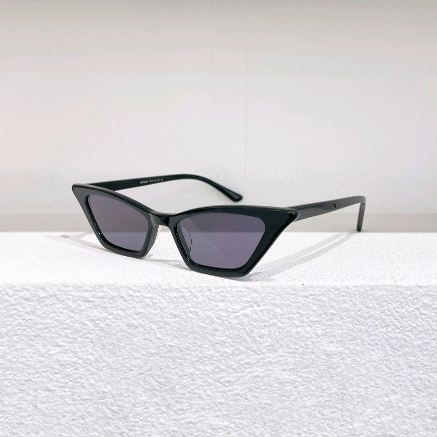 Small Cat Eye Sunglasses Black Dark Grey Lens Women Fashion Sun Glasses Wrap Sun Shades UV Eyewear with Box
Small Cat Eye Sunglasses Black Dark Grey Lens Women Fashion Sun Glasses Wrap Sun Shades UV Eyewear with Box