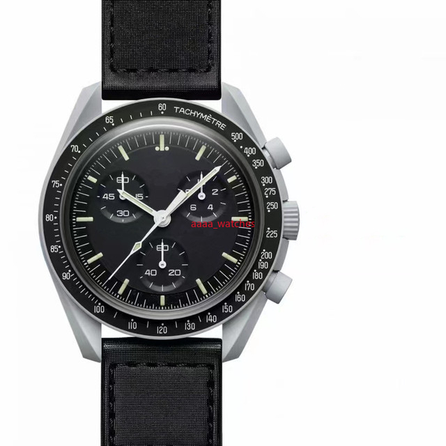 2022 NEW Super waterproof 6-pin full-featured Speedmaster watches planet couple quartz watch high-quality alloy Swatch feels great
2022 NEW Super waterproof 6-pin full-featured Speedmaster watches planet couple quartz watch high-quality alloy Swatch feels great