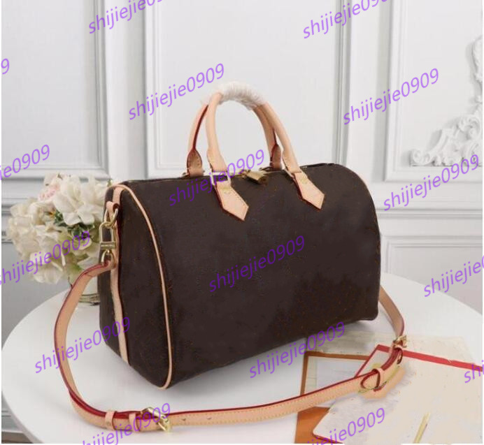 Designers Women pillow Shoulder Bags Messenger Travel bag Classic Style Fashion Flowers Lady Totes Luxury handbags 30cm with lock
Designers Women pillow Shoulder Bags Messenger Travel bag Classic Style Fashion Flowers Lady Totes Luxury handbags 30cm with lock