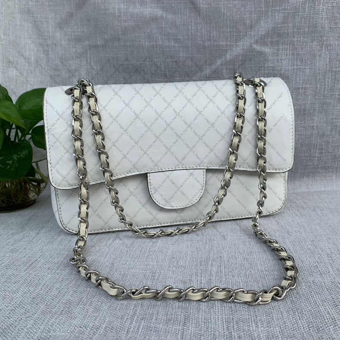 Chain Bags shoulder fashion high quality flaps cross body letter Luxury designer handbags messenger lady 25cm hasp shopping totes graet plain classic wallets, Color q
Chain Bags shoulder fashion high quality flaps cross body letter Luxury designer handbags messenger lady 25cm hasp shopping totes graet plain classic wallets, Color q