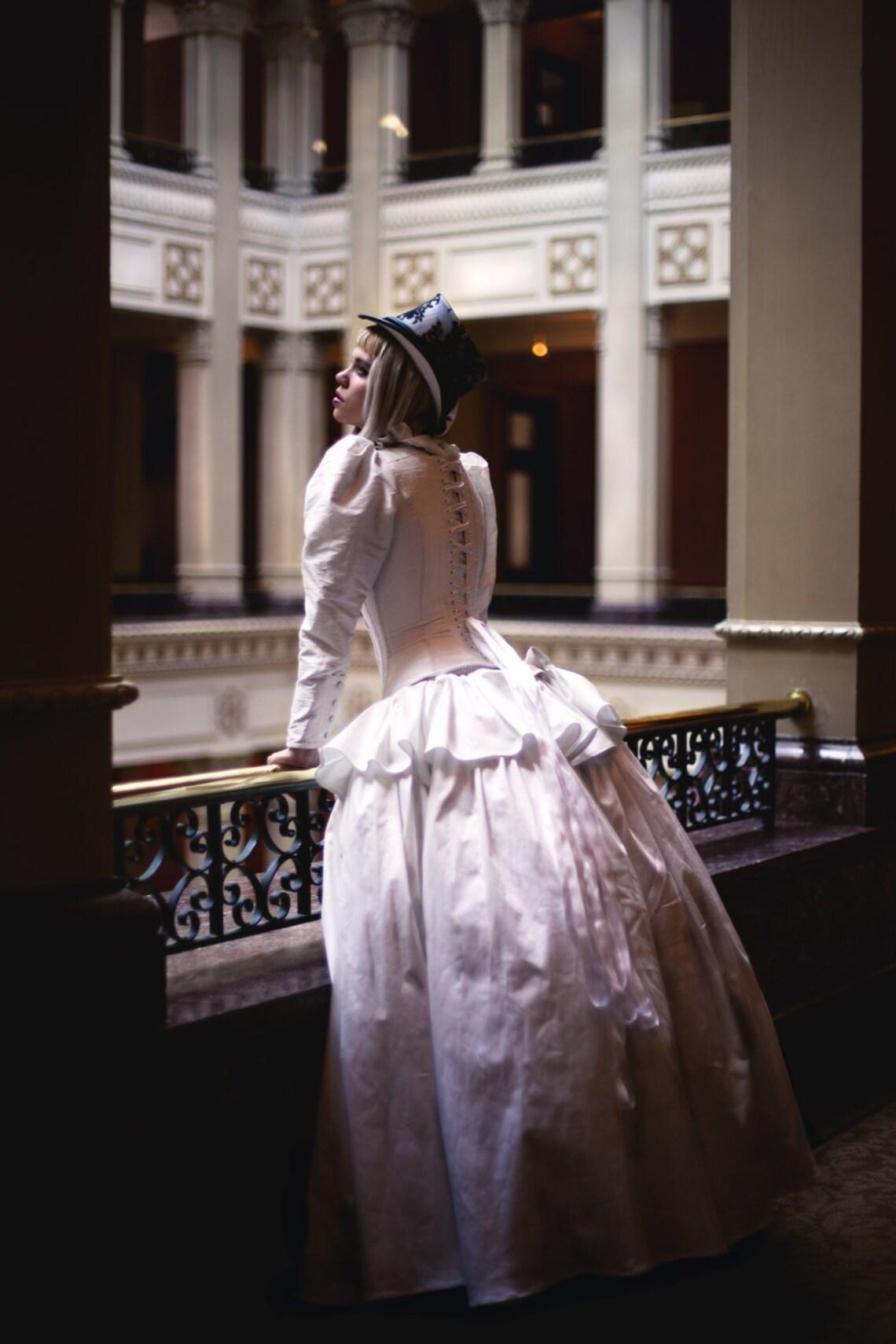 Retro Long Sleeve Steampunk Wedding Dress Alternative Lace-up Corset White Victorian White Masquerade Bridal Dresses plus size