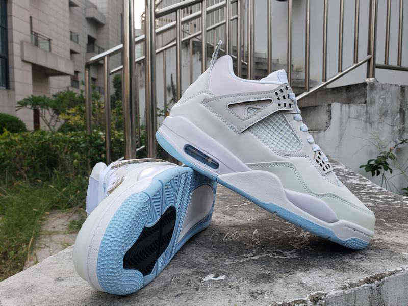 box 2023 with 4 changes colors basketball shoes men women uv colorchanging 4s sneaker, Multi
box 2023 with 4 changes colors basketball shoes men women uv colorchanging 4s sneaker, Multi