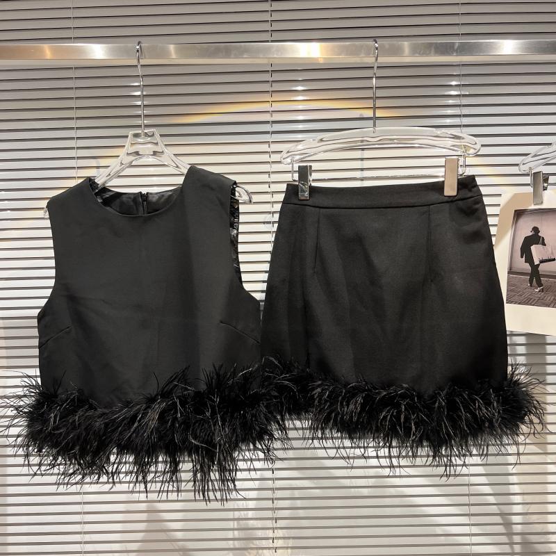 New womens elastic waist solid color ostrich fur bottom patchwork sexy fashion short pencil skirt SML