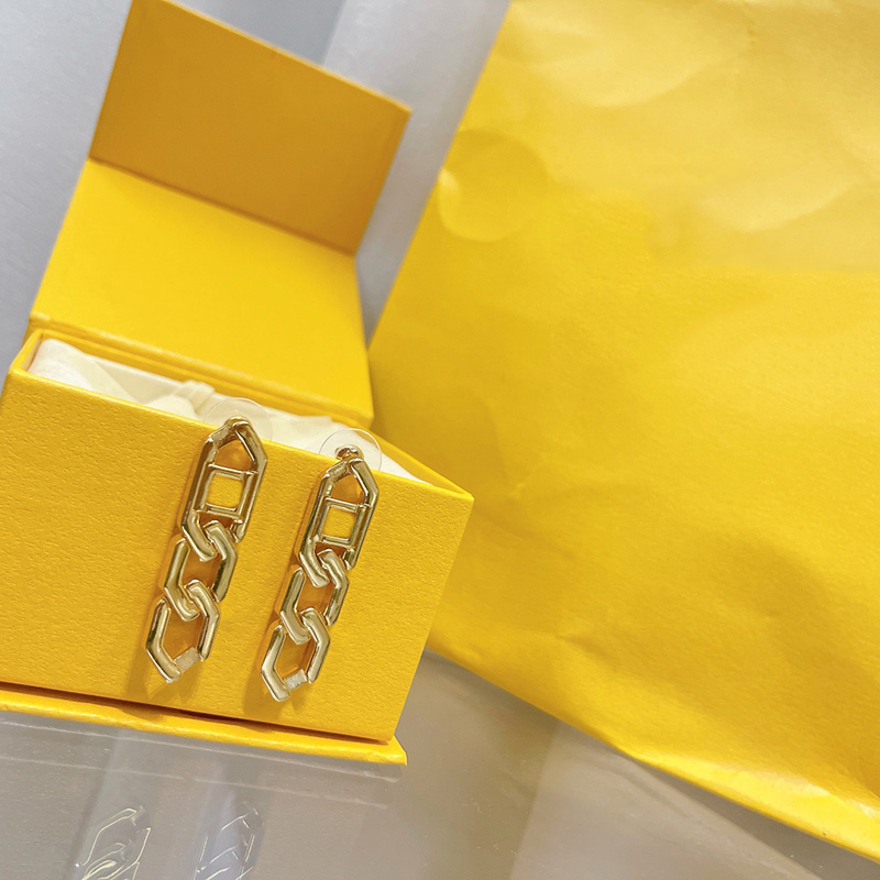 Designer Earrings For Women Luxurys Designers Pearl Hoop Earring Gold Stud Earrings With Box Girl Gift Wedding fashion Bracelet Unome
Designer Earrings For Women Luxurys Designers Pearl Hoop Earring Gold Stud Earrings With Box Girl Gift Wedding fashion Bracelet Unome