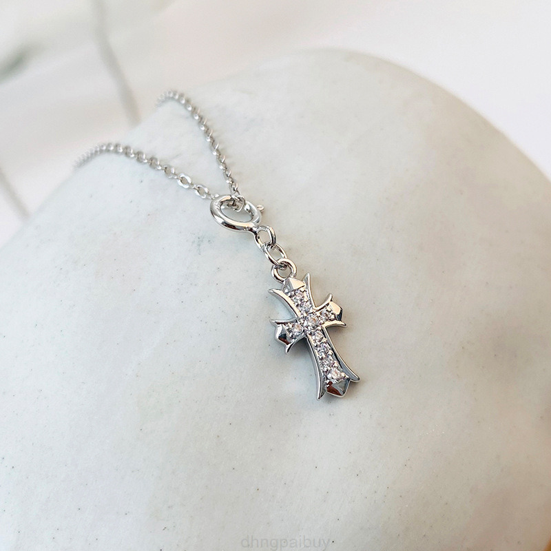 Original Design Chrome Necklace Jewelry Sterling Silver Creative Cross Collarbone Chain Designer Hearts Ch Gift Pendants Tmcj
Original Design Chrome Necklace Jewelry Sterling Silver Creative Cross Collarbone Chain Designer Hearts Ch Gift Pendants Tmcj