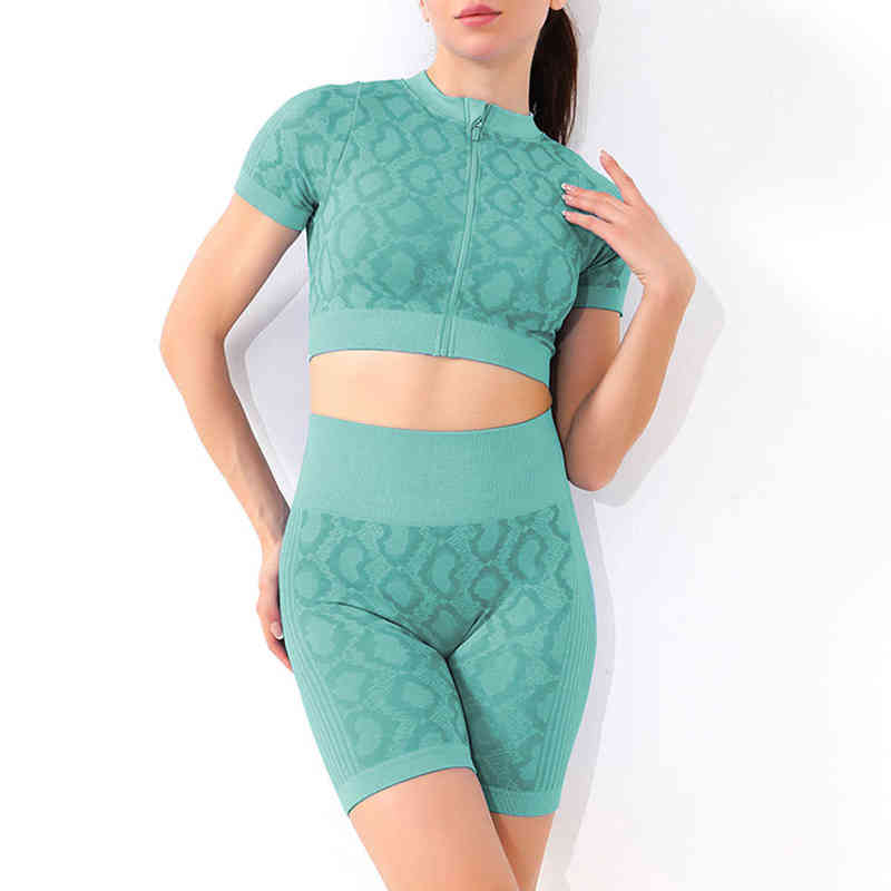 Women Matching Set Quick-drying Tight Short-sleeved Fitness Top Elastic Hip Lift Waist Shorts Black Printing Yoga Gym Sport Suit T220725, Grey suit
Women Matching Set Quick-drying Tight Short-sleeved Fitness Top Elastic Hip Lift Waist Shorts Black Printing Yoga Gym Sport Suit T220725, Grey suit