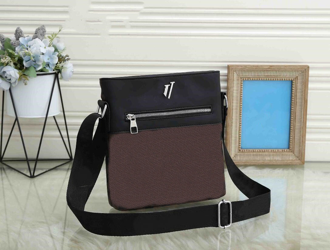 Brand Men messenger bags cross body Shoulder bag school bookbag Classic designer leather handbags tote purse Carry purse Louiseity Viutonity LVs Satchels Backpack, Add freight
Brand Men messenger bags cross body Shoulder bag school bookbag Classic designer leather handbags tote purse Carry purse Louiseity Viutonity LVs Satchels Backpack, Add freight