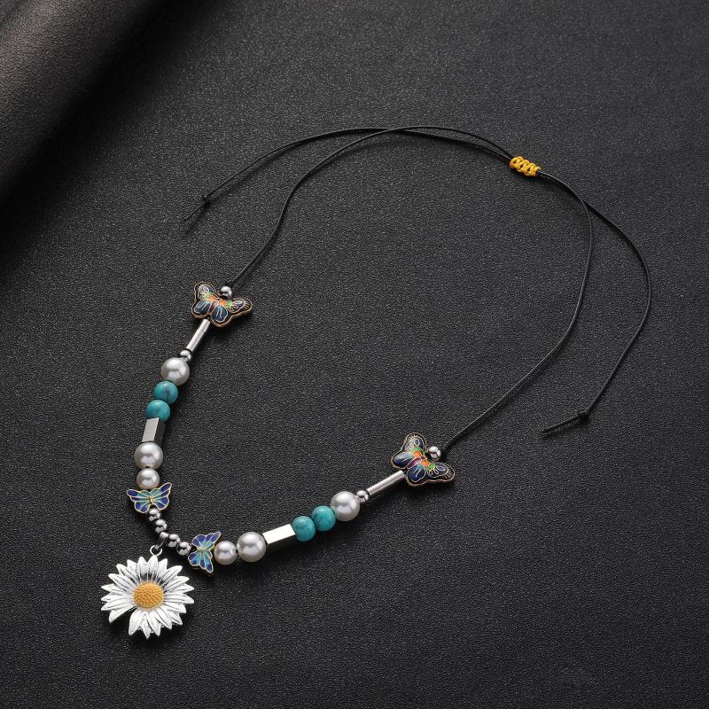 Chains Fashion Flower Butterfly Round Bead Titanium Steel Men And Women Combination Couple Necklace
Chains Fashion Flower Butterfly Round Bead Titanium Steel Men And Women Combination Couple Necklace
