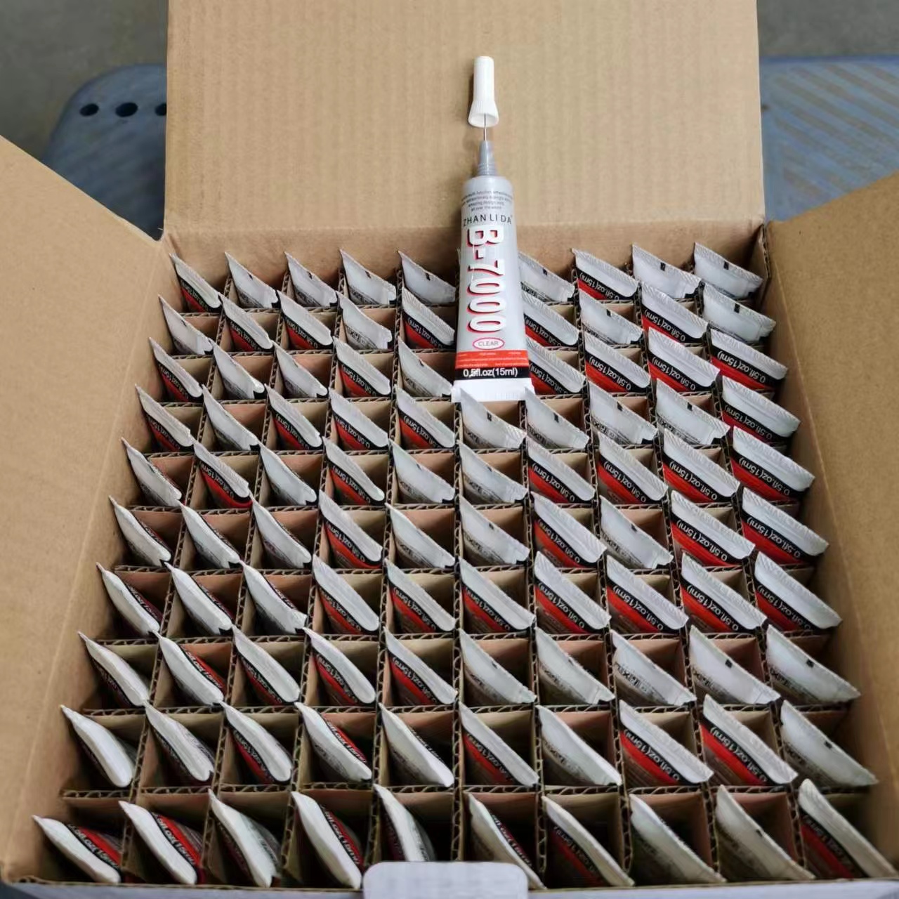 Original 15ml B-7000 Glue Nail Gel B7000 Multi Purpose Glue Adhesive Epoxy Resin Repair Cell Phone LCD Touch Screen, Clear glue
Original 15ml B-7000 Glue Nail Gel B7000 Multi Purpose Glue Adhesive Epoxy Resin Repair Cell Phone LCD Touch Screen, Clear glue