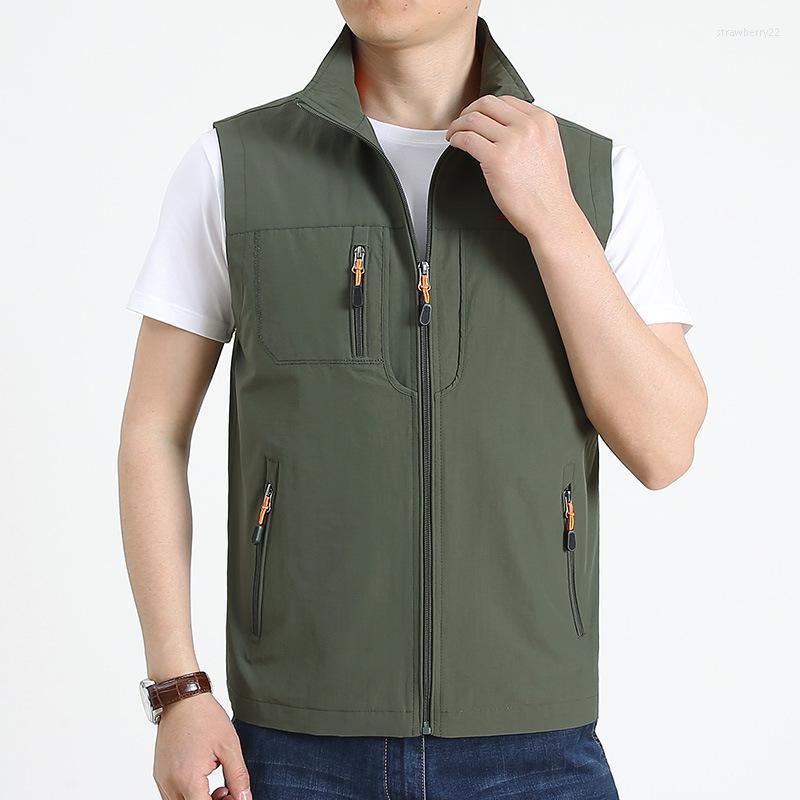 Men's Vests Vest Outdoor Hiking Fishing Quick-dry Sleeveless Jacket Multi-pockets Light-weight Functional Tactical Waistcoat SizeM-6X Stra22, Black
Men's Vests Vest Outdoor Hiking Fishing Quick-dry Sleeveless Jacket Multi-pockets Light-weight Functional Tactical Waistcoat SizeM-6X Stra22, Black