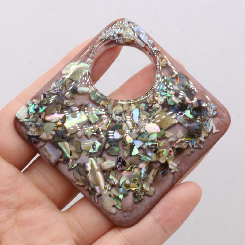 Pendant Necklaces Fashion Necklace Natural Shell Gravel Resin Synthesis Square For Jewelry Making Women Party JewelryPendant
Pendant Necklaces Fashion Necklace Natural Shell Gravel Resin Synthesis Square For Jewelry Making Women Party JewelryPendant