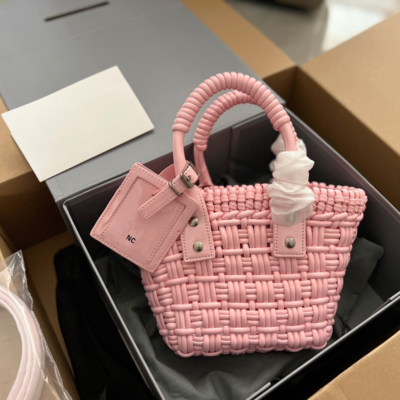 Fashion Woven Bag Women Basket Bags Designer Shoulder Bags Womens Handbags Street Hollow Totes Ladies Tote Purses D227071F, Only box
Fashion Woven Bag Women Basket Bags Designer Shoulder Bags Womens Handbags Street Hollow Totes Ladies Tote Purses D227071F, Only box