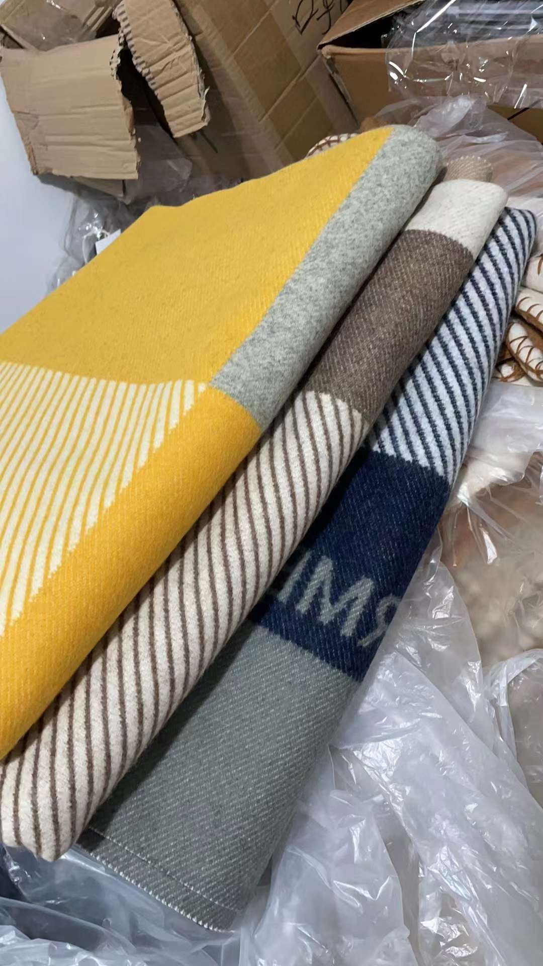 WOOL NEW Color Yellow Gray Nevy Blankets And Cushion Thick Home Sofa Blanket beige orange black red gray navy Big Size