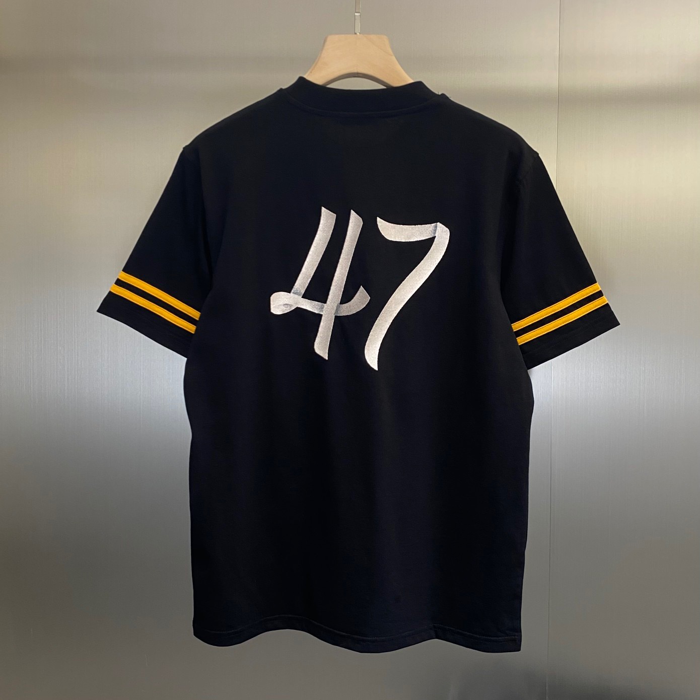 New AOP jacquard letter knitted sweater in autumn / winter 2023acquard knitting machine e Custom jnlarged detail crew neck cotton rcgr6ds2, Black
New AOP jacquard letter knitted sweater in autumn / winter 2023acquard knitting machine e Custom jnlarged detail crew neck cotton rcgr6ds2, Black