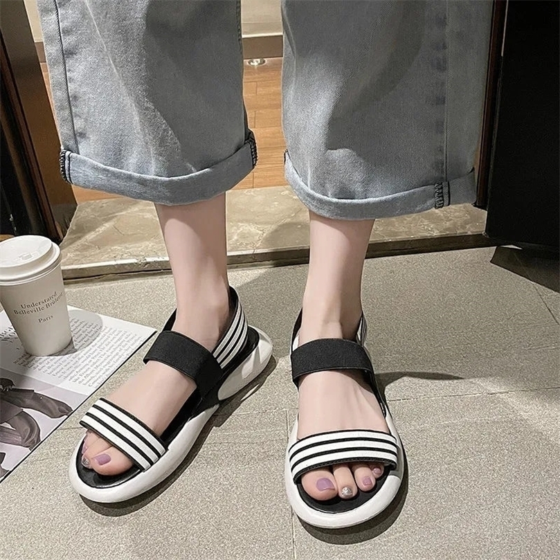 Plus Large Size 43 Knitted Stripe Sandals Women Mesh Platform Wedges Sports Shoes Harajuku Goth Summer Rome Pink Black Flats 220616
Plus Large Size 43 Knitted Stripe Sandals Women Mesh Platform Wedges Sports Shoes Harajuku Goth Summer Rome Pink Black Flats 220616