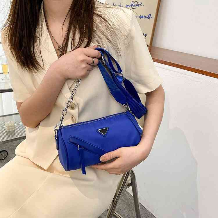 Handbags Nylon cloth women's 2022 new trend sling one Shoulder Messenger Bag simple chain wide shoulder belt pillow bag Purse, Blue
Handbags Nylon cloth women's 2022 new trend sling one Shoulder Messenger Bag simple chain wide shoulder belt pillow bag Purse, Blue