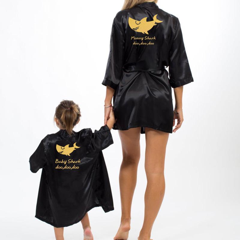 Women' Sleepwear Parent-child Dress Robe Satin Baby Women Princess Spa Party Favor Ladies Dressing GiftsWomen, Kid-watermelon
Women' Sleepwear Parent-child Dress Robe Satin Baby Women Princess Spa Party Favor Ladies Dressing GiftsWomen, Kid-watermelon