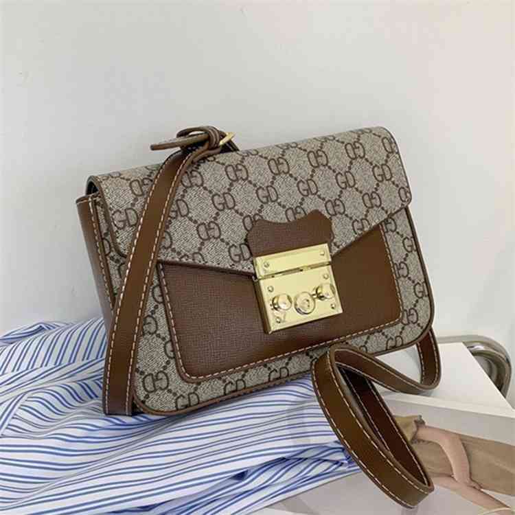2022 New Top Design Luxury Bags high quality summer printed small square color matching Versatile Bag trend bagWomen's Fashion Bags, Brown
2022 New Top Design Luxury Bags high quality summer printed small square color matching Versatile Bag trend bagWomen's Fashion Bags, Brown