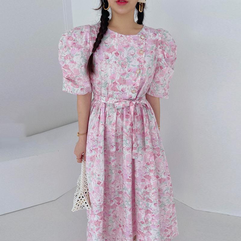 Casual Dresses Korean Style Summer Sweet Temperament O-neck Folds Bow Puff Sleeve Fashion Print Dress Female A-LINE Mid-Calf DressCasual, Sky blue
Casual Dresses Korean Style Summer Sweet Temperament O-neck Folds Bow Puff Sleeve Fashion Print Dress Female A-LINE Mid-Calf DressCasual, Sky blue