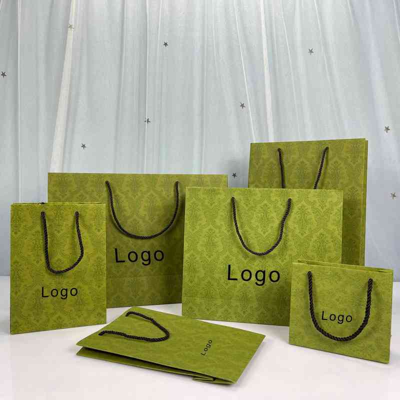 Brand New G Green Dress Scarf Shoes Gift Box Perfume Lipstick Belt Packaging Box Bag AA220322
Brand New G Green Dress Scarf Shoes Gift Box Perfume Lipstick Belt Packaging Box Bag AA220322