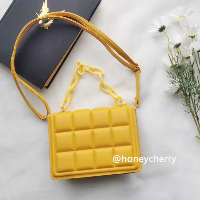2025 NEW Honeycherry Geo Emed Flap Crossbody Bag handbags for women purses mini crossbody bag 220812 zhanyishengli