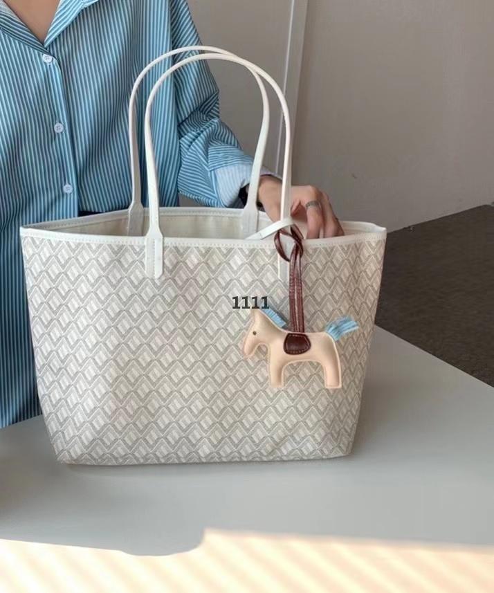 Totes Women's shopping bags Highest quality GY shoulder bag tote single-sided Real handbag large, Sky blue
Totes Women's shopping bags Highest quality GY shoulder bag tote single-sided Real handbag large, Sky blue