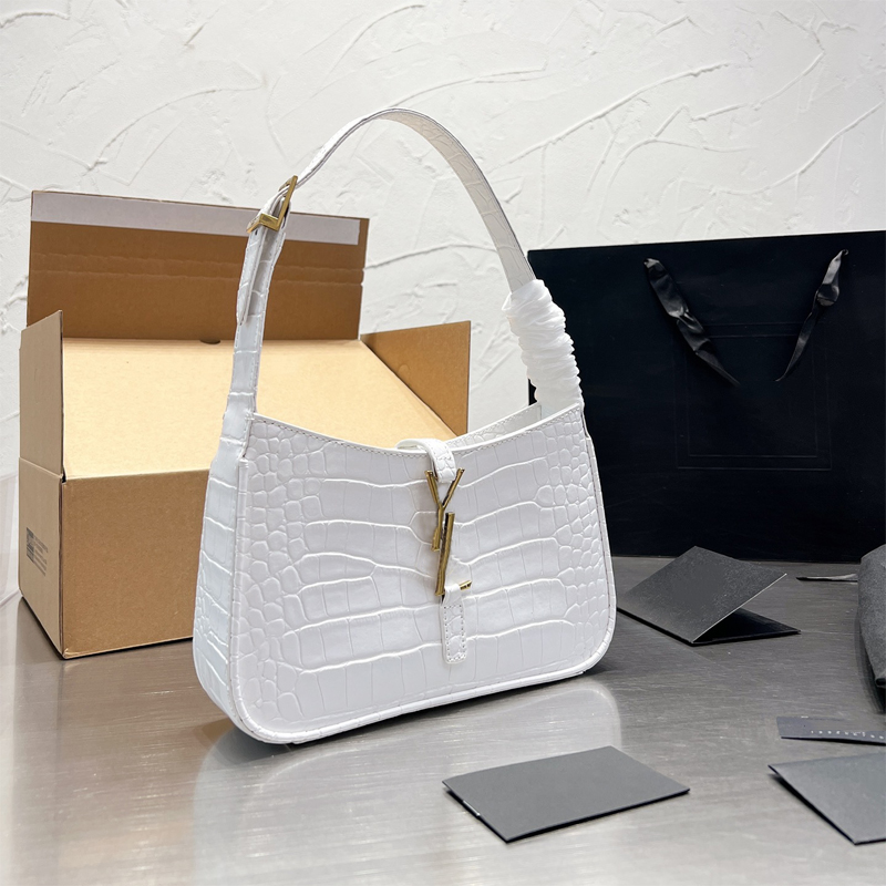 Classic Shoulder Bag Lady Single Wallets Handbags Women Fashion Crossbody Purse Totes Bags Designer Bag Gold Alligator Popular, Color 01
Classic Shoulder Bag Lady Single Wallets Handbags Women Fashion Crossbody Purse Totes Bags Designer Bag Gold Alligator Popular, Color 01
