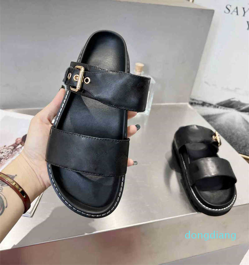 Wholesale Paris Famous brand ladies Genuine Leather embossing sandals Classic luxury beach shoes designer women's summer walking shoe for gi, Box
Wholesale Paris Famous brand ladies Genuine Leather embossing sandals Classic luxury beach shoes designer women's summer walking shoe for gi, Box