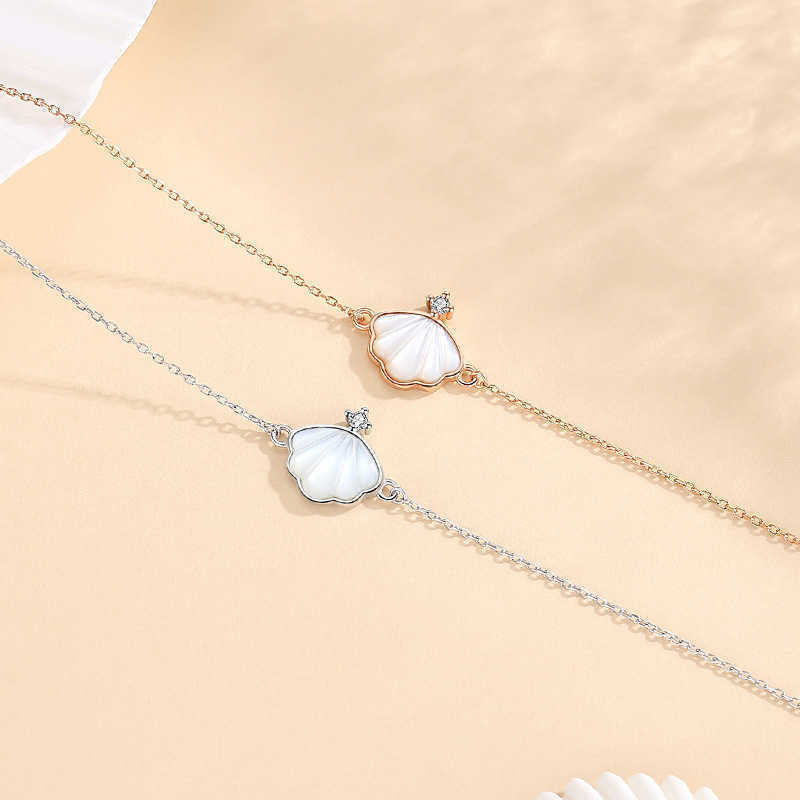 Snap Jewelry Wholesale Store Pulseira Braceletes Silver Cross Bracelets for Women Charms Bracelet Bestfriend