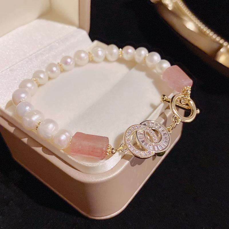 Link Chain Summer Fashion Bracelet For Women Freshwater Pearl Strawberry Crystal Fine Jewelry Adjustable GirlLink
Link Chain Summer Fashion Bracelet For Women Freshwater Pearl Strawberry Crystal Fine Jewelry Adjustable GirlLink