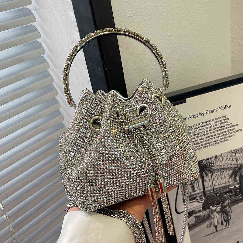 Luxury Pu Leather Women Handbags Bucket Bag High Quality Rhinestones Shoulder Bag Fashion Designer Female Small Crossbody Bags G220531, Silver
Luxury Pu Leather Women Handbags Bucket Bag High Quality Rhinestones Shoulder Bag Fashion Designer Female Small Crossbody Bags G220531, Silver