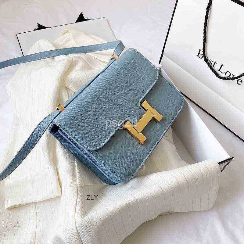 Designer Herme Handbags Women Luxurys Designers Bags 2022 Womens Handbags Purses Designer Crossbody Wallet Bag Korean Fashion Kangkang Print, Red
Designer Herme Handbags Women Luxurys Designers Bags 2022 Womens Handbags Purses Designer Crossbody Wallet Bag Korean Fashion Kangkang Print, Red