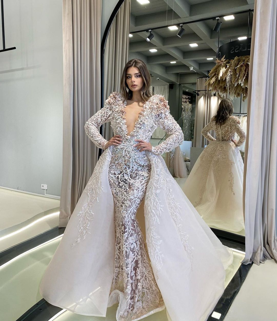 2022 Plus Size Arabic Aso Ebi Mermaid Lace Beaded Wedding Dress Deep V-neck Long Sleeves Bridal Gowns Dresses ZJ503