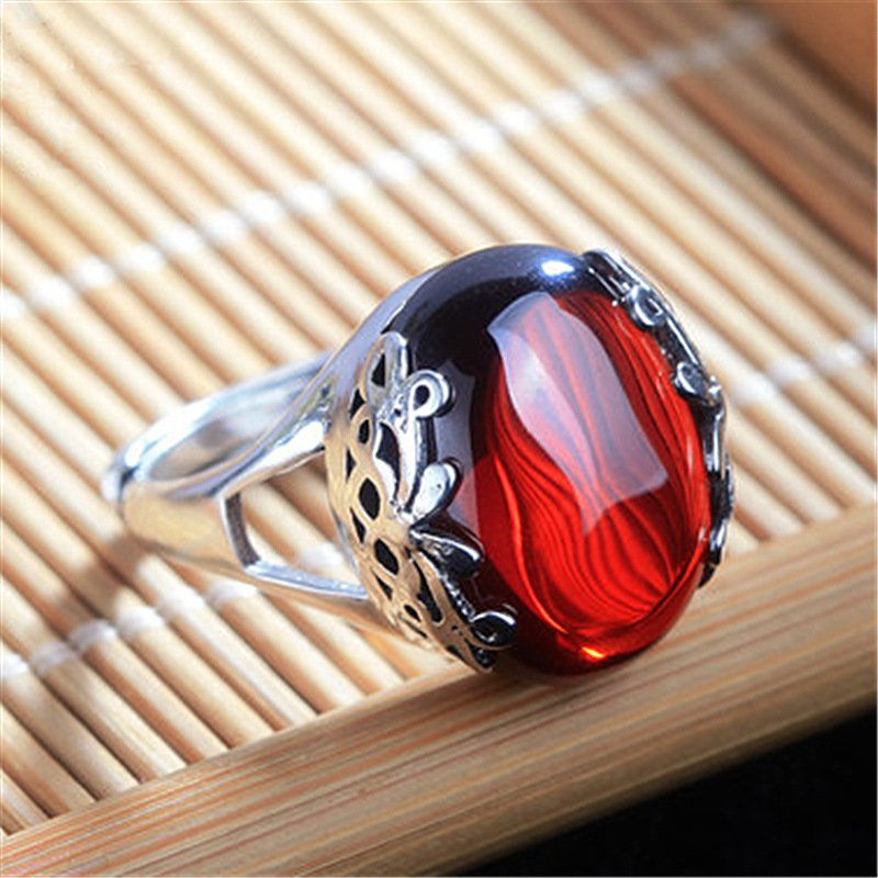 Luxury large stone oval engagement ring open personality live mouth chalcedony garnet yellow green chalcedony ring jasper white jade ring
Luxury large stone oval engagement ring open personality live mouth chalcedony garnet yellow green chalcedony ring jasper white jade ring