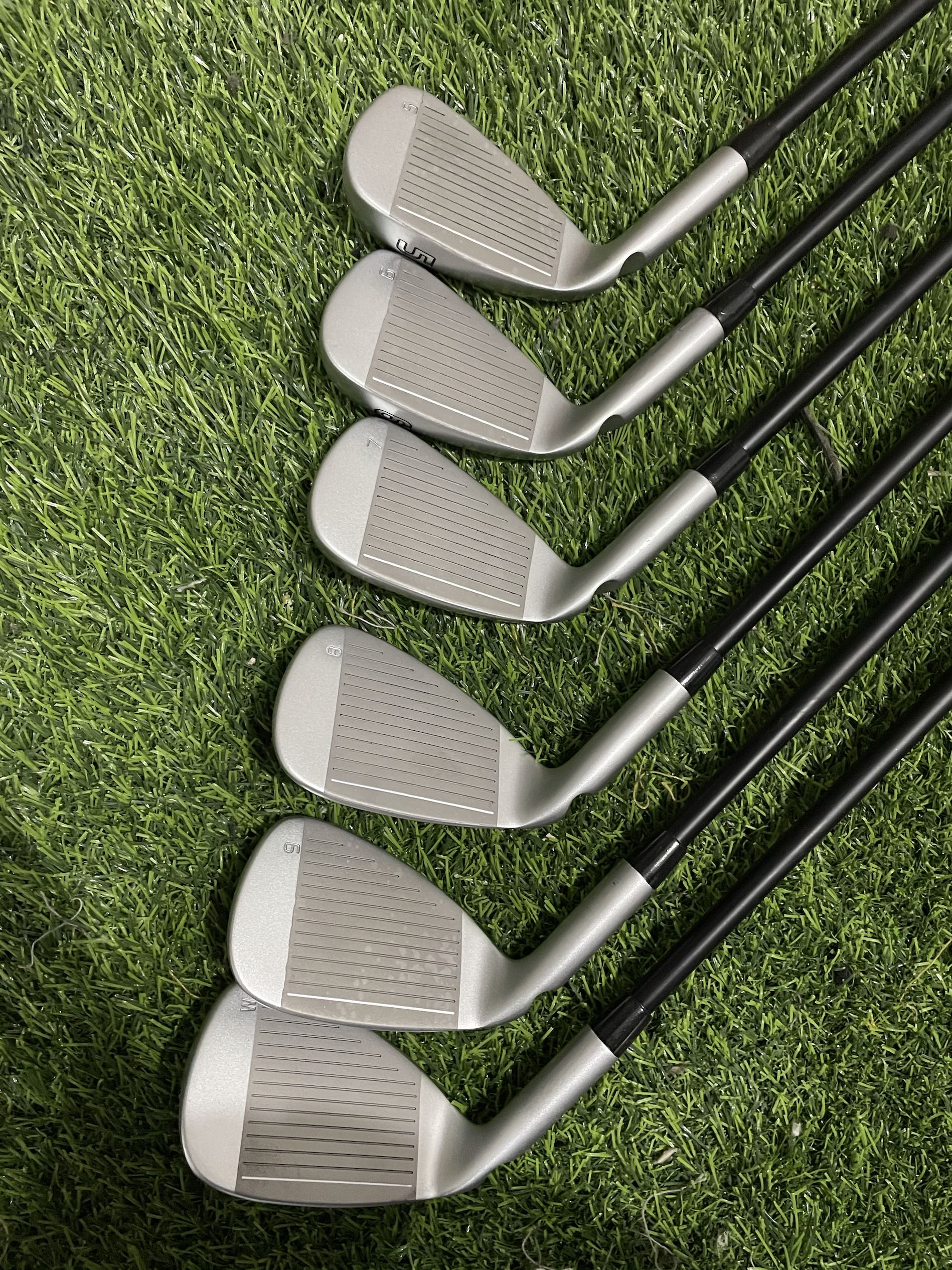 

UPS/FedEx G series 425 Golf Irons 10 Kind Shaft Options Real Photos Contact Seller