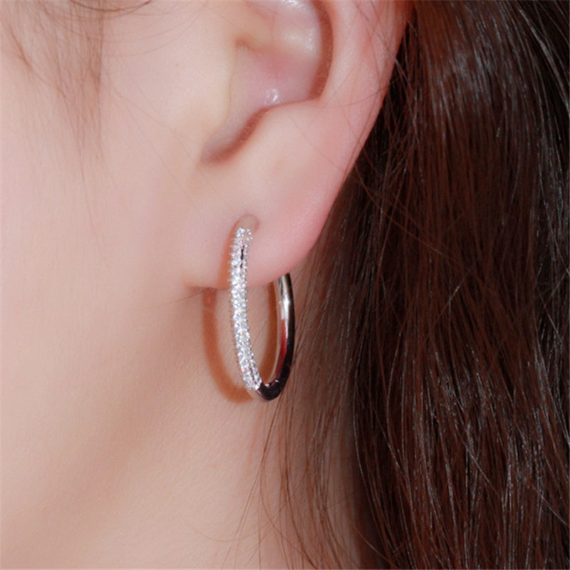 3 Colors 18mm Hoop Circle designer earrings jewelry White Green Rose AAA Cubic Zirconia Copper Earrings 18k Gold Silver earring for Women Valentines Day Friend Gift 
3 Colors 18mm Hoop Circle designer earrings jewelry White Green Rose AAA Cubic Zirconia Copper Earrings 18k Gold Silver earring for Women Valentines Day Friend Gift